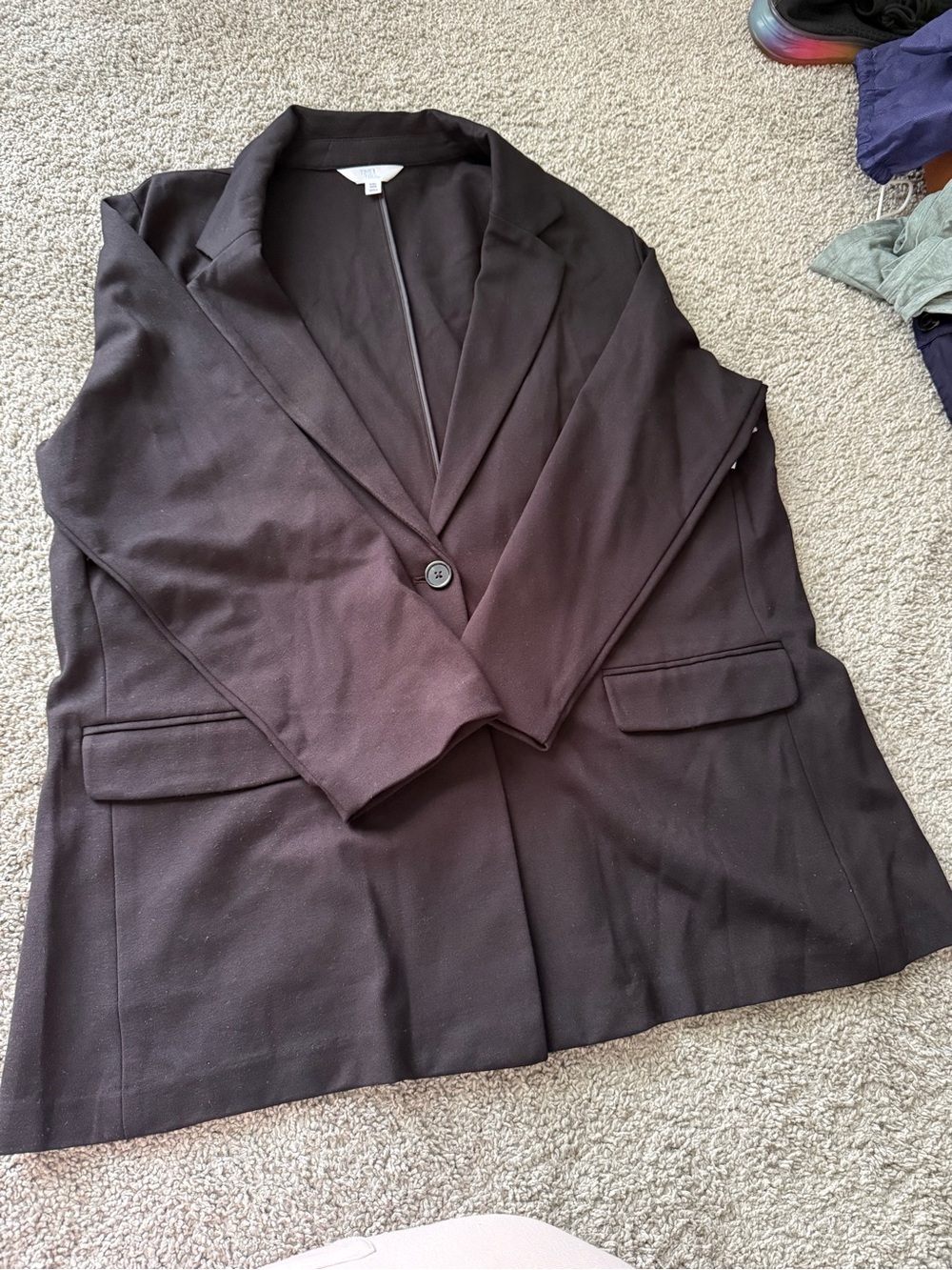 Classic Single-Button Black Blazer
